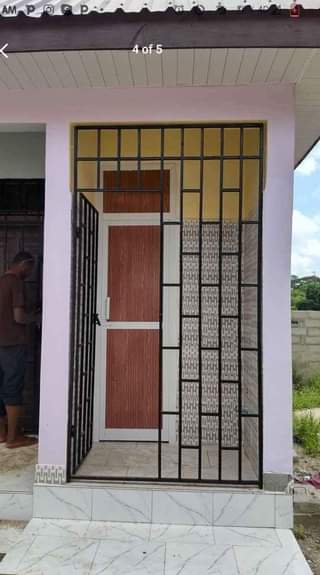 A picture of CHUMBA SINGLE KIKUBWA SANA mpigi magoe
