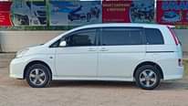 A picture of TOYOTA ISIS NAIUZA MIL 12 8 0743435416