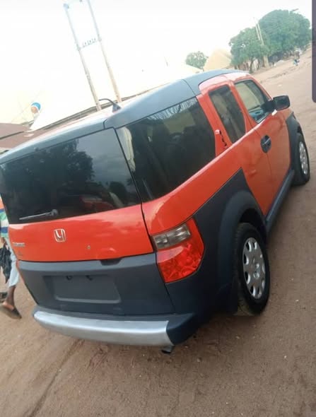 A picture of DISTRESS HONDA ELEMENT