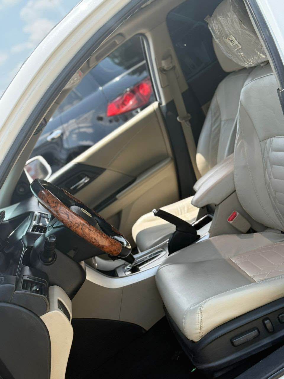 A picture of Honda accord sports