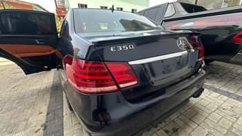 A picture of Registered 010 E350 full options with panoramic roof sucking key
