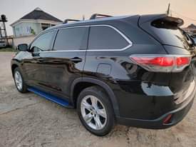 A picture of 2016 Toyota Highlander