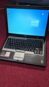 A picture of LAPTOP DELL MPYA CHAJI MASAA MATATU 180K