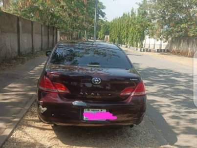 A picture of 2008 Super Sharp Toyota Avalon Everything i 2008