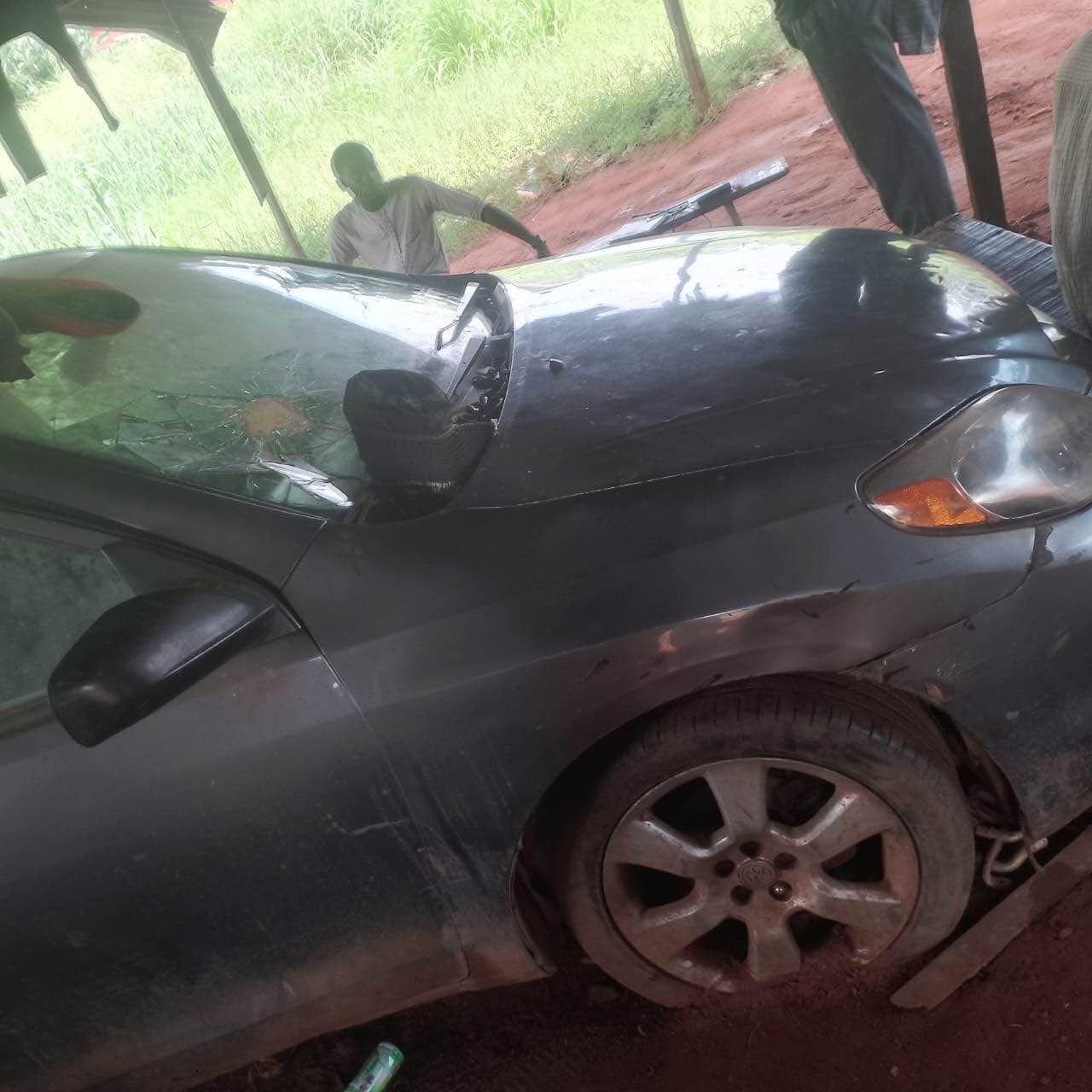 A picture of Dealer deal Toyota matrix first body pan