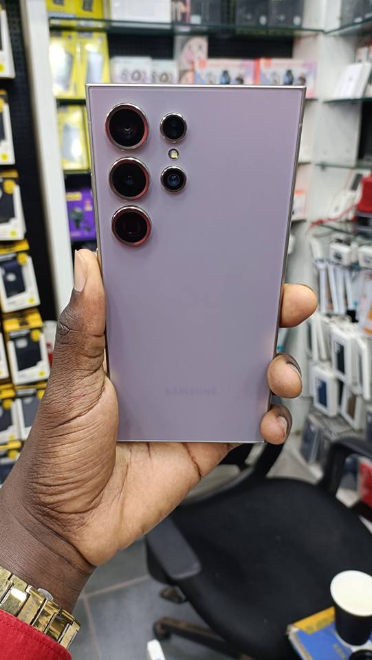 A picture of Samsung S24 ultra