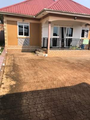 A picture of Bungalow house for sale by owner in on mukono katosi