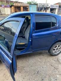 A picture of TOYOTA VITZ
