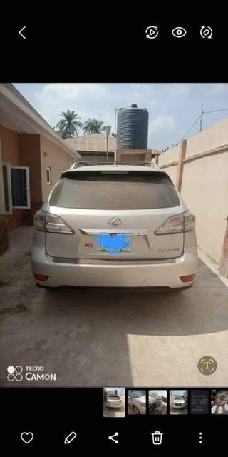 A picture of Lexus 2013