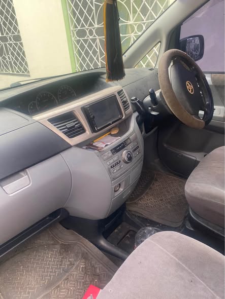 used toyota noah