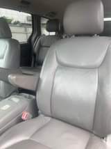 A picture of Foreign Used 2005 Toyota Sienna