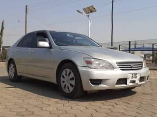 used toyota altezza