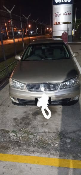 nissan almera
