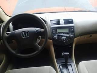 A picture of 2004 Honda Accord 10000