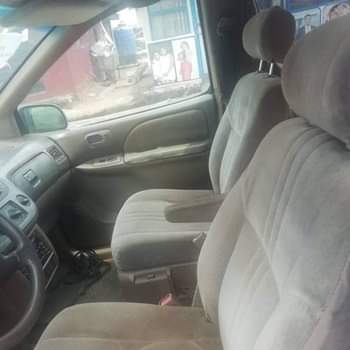 A picture of 2002 Toyota Sienna CE