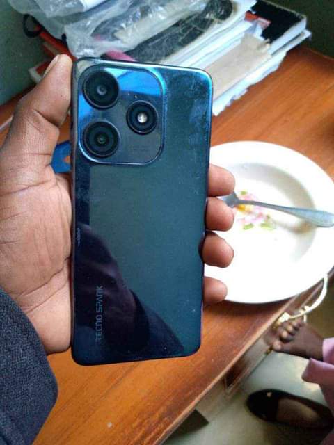 tecno spark