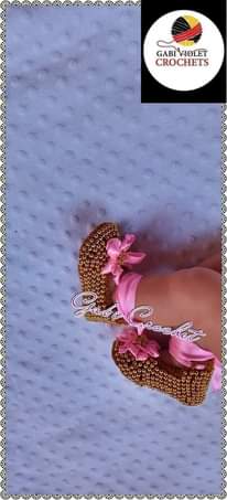 A picture of UGX 40 000 ADDING A LITTLE DAZZLE TO TEENY TINNY