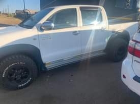 used toyota hilux