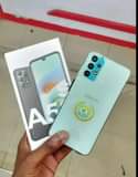 A picture of Nahuza Samsung A52s GB128 ram8 kwawateja silias bei 230k mikoan