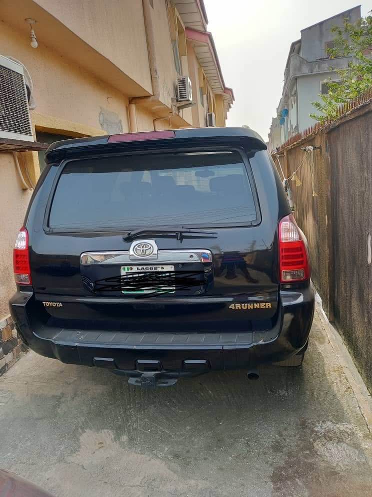 A picture of Toyota 4Runner available in good rate and good condition buy
