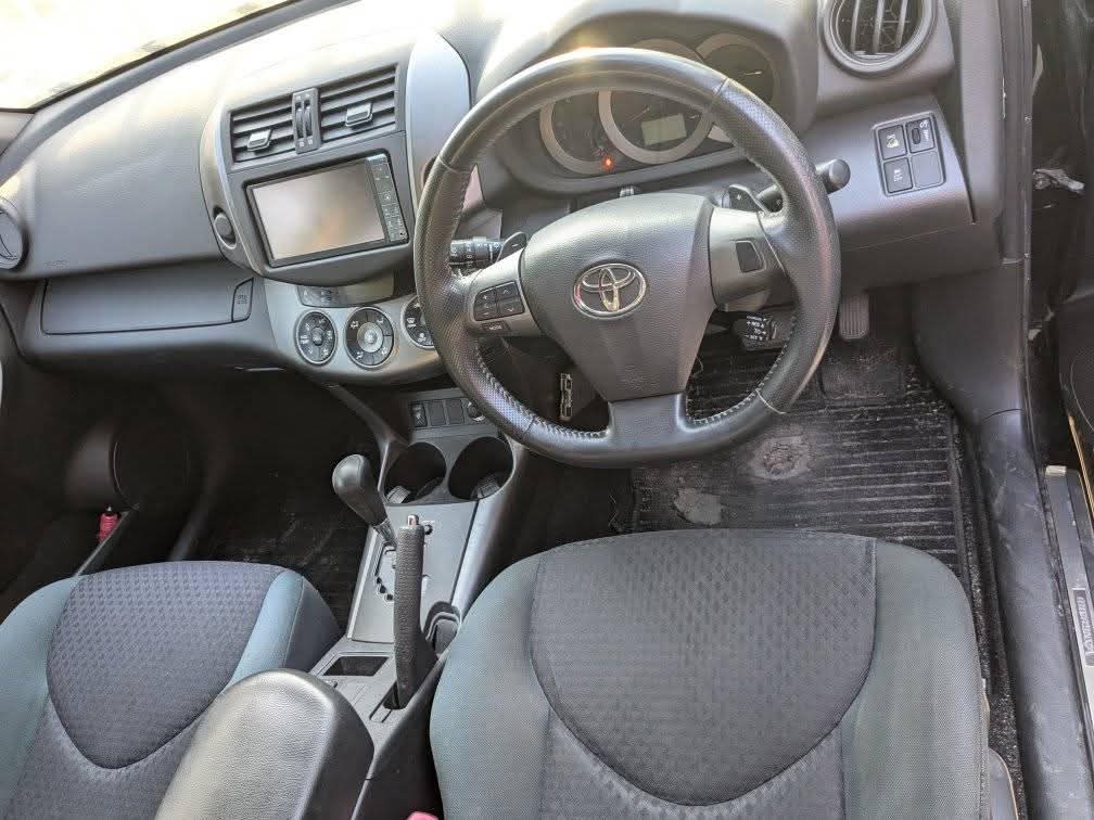 A picture of TOYOTA VANGUARD