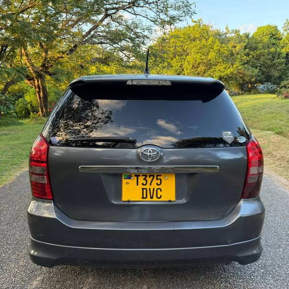 A picture of TOYOTA WISH