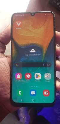 A picture of Samsung A30 64gb 4gb ram on sale in banda kireka