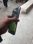 A picture of Samsung s9 haina mbabamba yoyote ile ipo clean haina dog