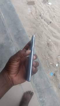A picture of SAMSUNG S10 GB 128 RAM 12 GB