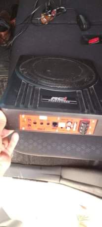 A picture of Amplifier subwoofer