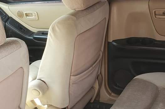 A picture of Belgium standard 2004 Toyota Highlander for sale. Fullest option. Untampered