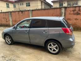 A picture of Premium used Toyota matrix 2006 model in pristine condition Flashed