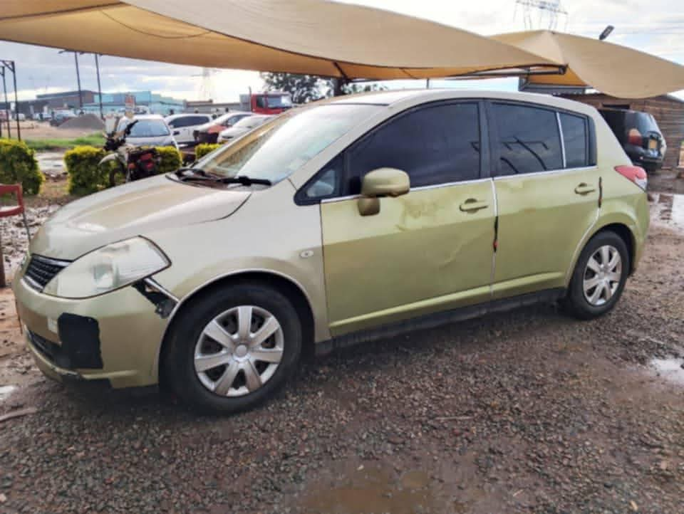 used nissan tiida