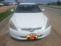 A picture of Neatly used 04 Honda Accord