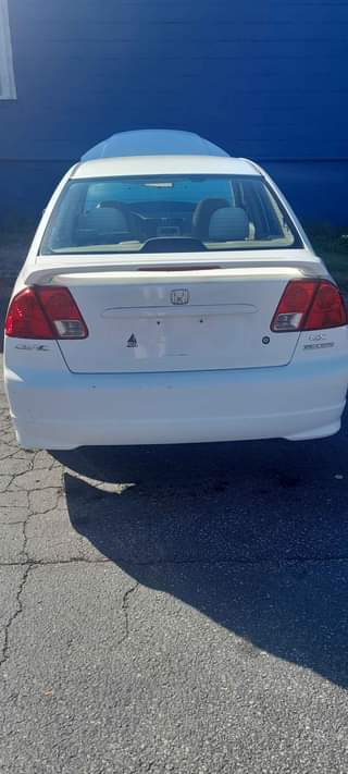 A picture of 2005 Honda Civic EX Sedan 4D
