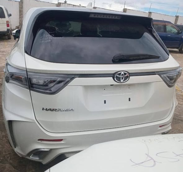 A picture of New Arrival Toyota Harrier