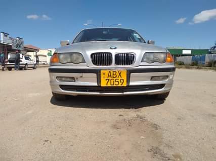 bmw 320i