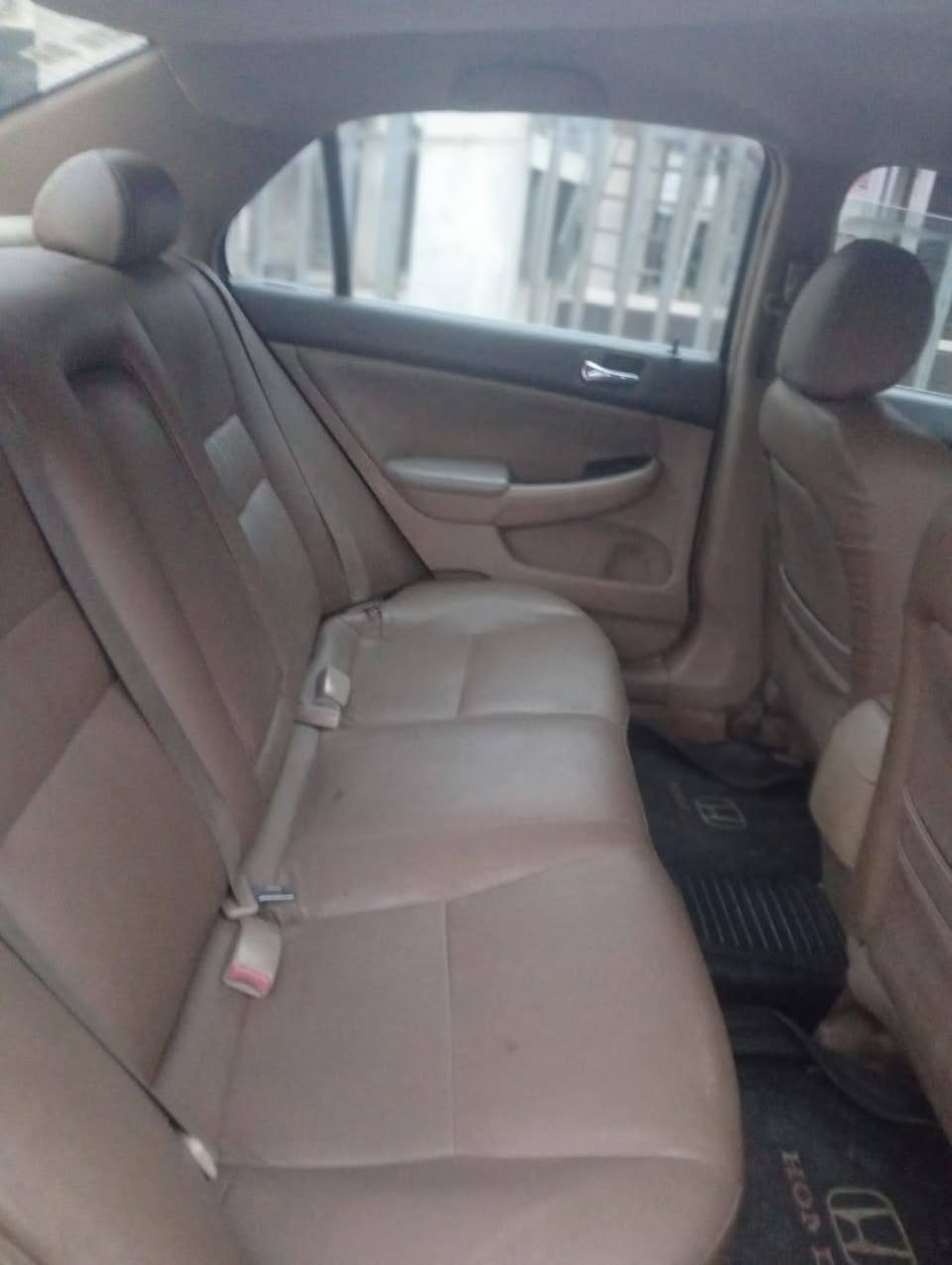 A picture of Honda Dc 09137131465