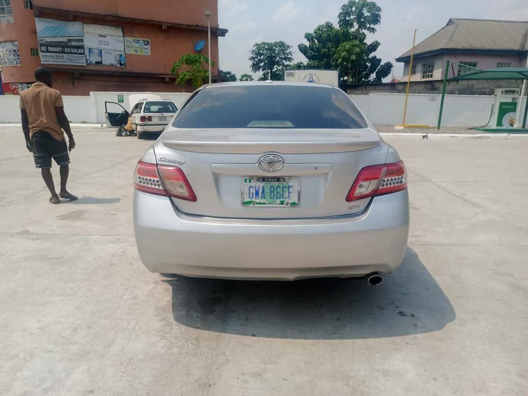 A picture of 2010 Toyota Camry 2010