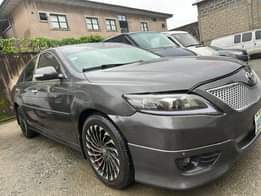 A picture of Dealers rush 2008 v6 Camry for 2 550 gear needs