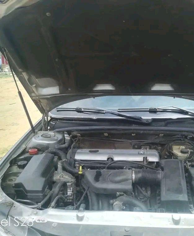 A picture of 2007 Peugeot 406