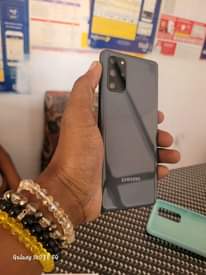 A picture of Samsung Galaxy s20 plus