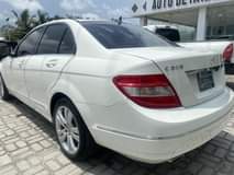 A picture of Mercedes Benz C300 2008