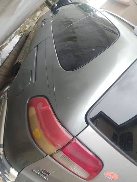 A picture of 2003 Toyota sienna