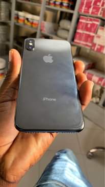 A picture of IPHONE X GB64