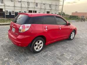 A picture of This is mint clean Toyota Matrix 2006 model pure first