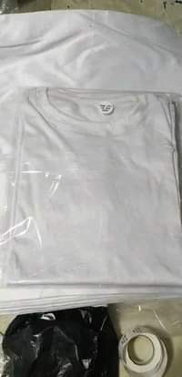 A picture of T shirt plain
