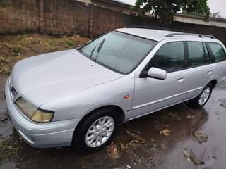 A picture of CLEAN NISSAN PRIMERA WAGON