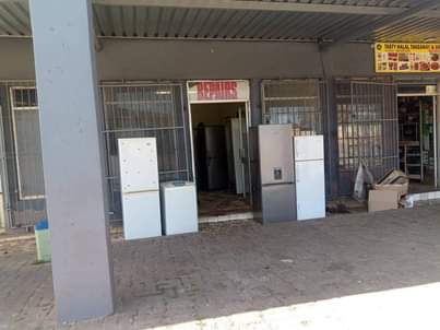 classifieds/fridges