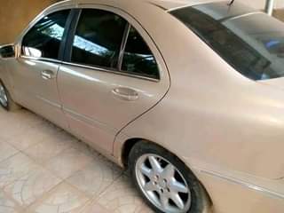 A picture of Mercedes Benz E320 2006
